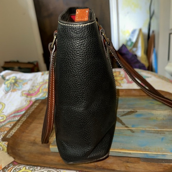 Dooney & Bourke Black Lexington Essential LeatherTote Handbag + Dust Bag (Z1) - Picture 4 of 11